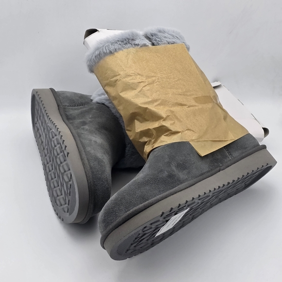 Koolaburra By Uggs Gray Faux Fur Winter Boots - Picture 5 of 9